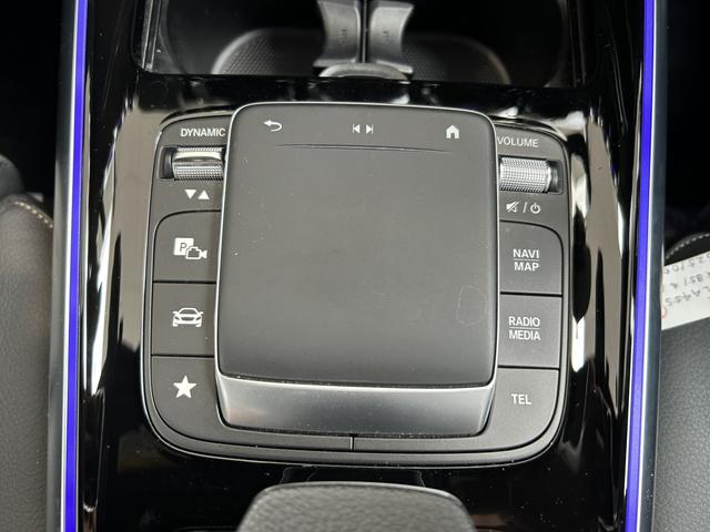 ＧＬＡクラス ＧＬＡ４５　Ｓ　４マチック＋　当社下取　ワンオーナー　黒本革　メモリー付きパワーシート　フットトランクオープナー　シートヒーター　６４色アンビエントライト　３６０°カメラ　認定中古車保証（20枚目）