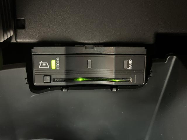 ＧＬＡクラス ＧＬＡ４５　Ｓ　４マチック＋　当社下取　ワンオーナー　黒本革　メモリー付きパワーシート　フットトランクオープナー　シートヒーター　６４色アンビエントライト　３６０°カメラ　認定中古車保証（31枚目）