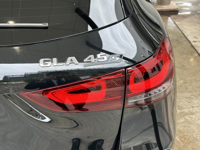 ＧＬＡクラス ＧＬＡ４５　Ｓ　４マチック＋　当社下取　ワンオーナー　黒本革　メモリー付きパワーシート　フットトランクオープナー　シートヒーター　６４色アンビエントライト　３６０°カメラ　認定中古車保証（38枚目）