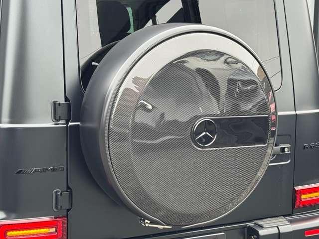 Gクラス G63 AMG特別オーダー/ナイトパッケージ2/カーボンファイバーインテリア/レザーエクスクルーシブパッケージ/22インチアルミホイール/ワンオーナー/ナッパレザーシート/メモリー付きパワーシート/弊社下取(11枚目)