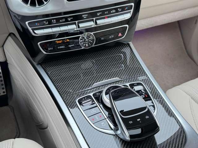 Gクラス G63 AMG特別オーダー/ナイトパッケージ2/カーボンファイバーインテリア/レザーエクスクルーシブパッケージ/22インチアルミホイール/ワンオーナー/ナッパレザーシート/メモリー付きパワーシート/弊社下取(35枚目)
