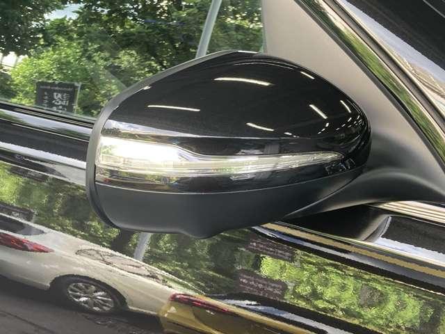GLE GLE53 4マチック+ AMGインテリアカーボンP パノラマ 黒本革 3列シート ブルメスター 360°カメラ アンビエントライト温冷カップホルダー パフュームアトマイザー ヘッドアップディスプレイ 認定中古車保証(9枚目)