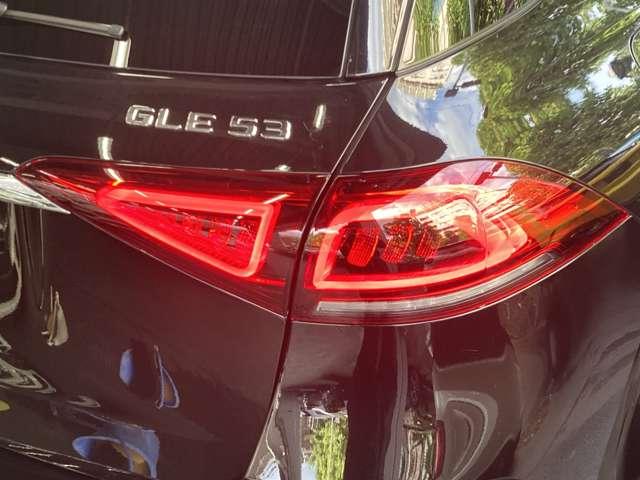 GLE GLE53 4マチック+ AMGインテリアカーボンP パノラマ 黒本革 3列シート ブルメスター 360°カメラ アンビエントライト温冷カップホルダー パフュームアトマイザー ヘッドアップディスプレイ 認定中古車保証(11枚目)