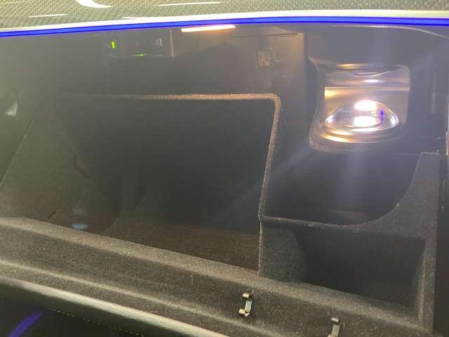 GLE GLE53 4マチック+ AMGインテリアカーボンP パノラマ 黒本革 3列シート ブルメスター 360°カメラ アンビエントライト温冷カップホルダー パフュームアトマイザー ヘッドアップディスプレイ 認定中古車保証(39枚目)