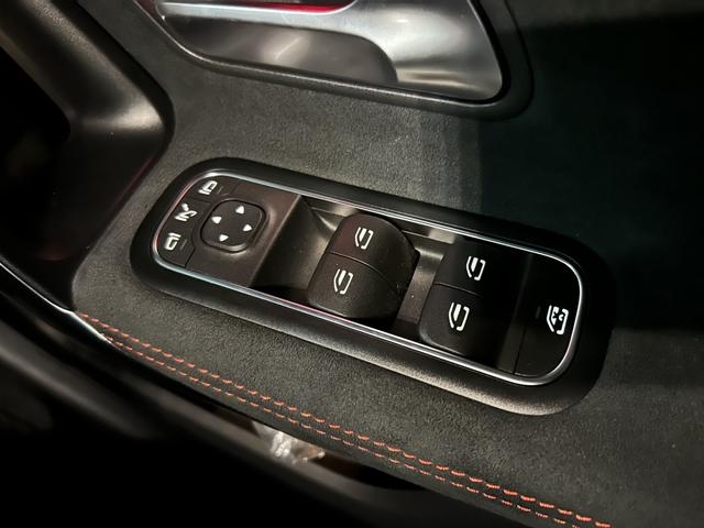 Aクラス A180 AMGライン A180 AMGラインパッケージ 18インチアルミホイール シートヒーター メモリー付きパワーシート レーダーセーフティーP アンビエントライト MBUX 純正ドラレコ前後 ワイヤレスチャージング(38枚目)