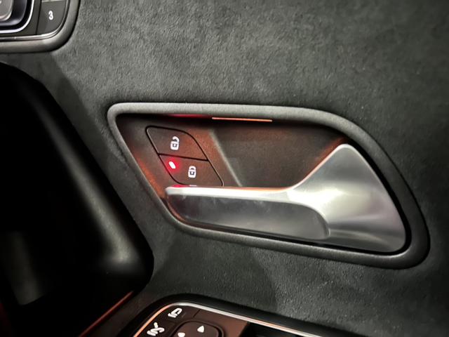Aクラス A180 AMGライン A180 AMGラインパッケージ 18インチアルミホイール シートヒーター メモリー付きパワーシート レーダーセーフティーP アンビエントライト MBUX 純正ドラレコ前後 ワイヤレスチャージング(44枚目)