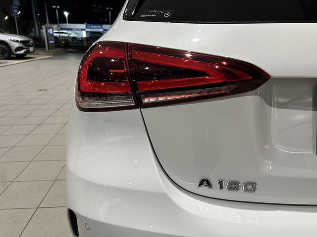 Aクラス A180 AMGライン A180 AMGラインパッケージ 18インチアルミホイール シートヒーター メモリー付きパワーシート レーダーセーフティーP アンビエントライト MBUX 純正ドラレコ前後 ワイヤレスチャージング(49枚目)