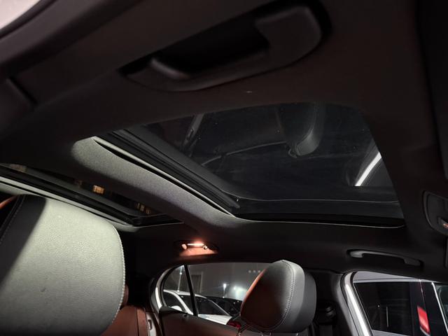 GLAクラス GLA220 4マチック 当社下取り プレミアムP 黒本革 パノラマ シートヒーター メモリー付きパワーシート ハーマンカードン アンビエントライト Apple Car play レーダーセーフティパッケージ 認定中古車保障(33枚目)