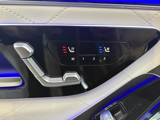 Ｓクラス Ｓ５００　４マチックロング　ＡＭＧラインパッケージ　リアコンフォートパッケージ　ＭＢＵＸ後席モニター装備　ＭＢＵＸリアタブレット　アンビエントライトプレミアム　全席シートヒーター、シートベンチレーション　新車保証継承（46枚目）