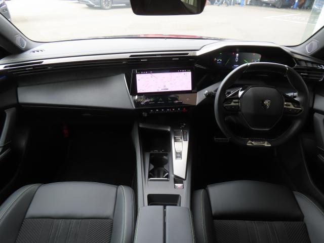 ３０８ ＳＷ　ＧＴ　ブルーＨＤｉ　☆決算ＰＲＥＭＩＵＭ　ＦＡＩＲ☆車検２年付き　認定中古車保証１年（3枚目）