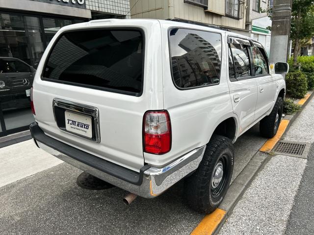 ハイラックスサーフ スポーツランナー 2WD ナローボディ 社外ホイール 2インチリフトUPLEDヘッドライト シートカバー(5枚目)