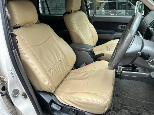 ハイラックスサーフ スポーツランナー 2WD ナローボディ 社外ホイール 2インチリフトUPLEDヘッドライト シートカバー(10枚目)