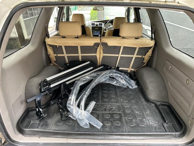 ハイラックスサーフ スポーツランナー 2WD ナローボディ 社外ホイール 2インチリフトUPLEDヘッドライト シートカバー(14枚目)