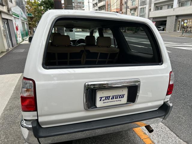 ハイラックスサーフ スポーツランナー 2WD ナローボディ 社外ホイール 2インチリフトUPLEDヘッドライト シートカバー(16枚目)