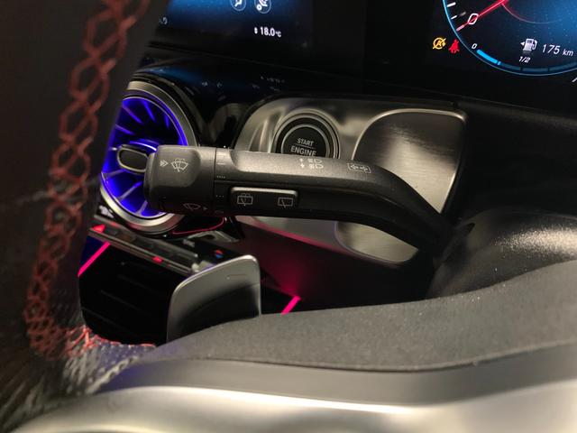 GLB GLB200d 4マチック AMGラインパッケージ パノラミックスライディングルーフ(28枚目)