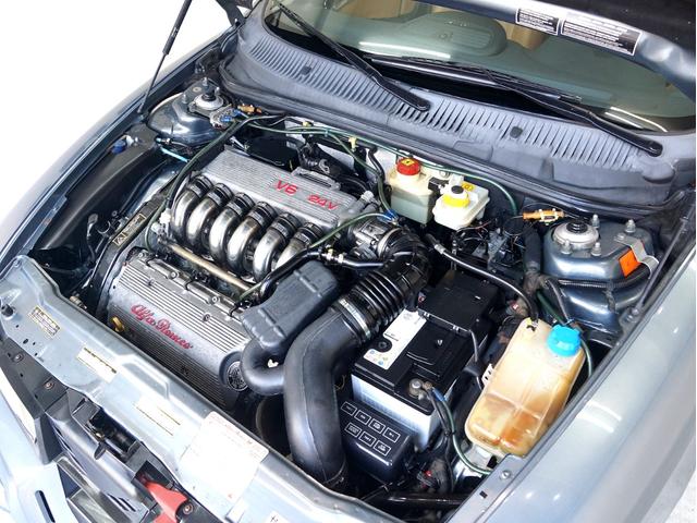 ２．５　Ｖ６　２４Ｖ　６ＭＴ　６ＭＴ　希少左ハンドル　純正ｍｏｍｏレザーシート　サンルーフ　ＣＬＯＳマフラー　ＧＴＡアルミ　オーディオ　ＢＯＳＥ　キセノン　フォグ　バックフォグ　トノカバー　ＥＴＣ　取扱説明書　キーレス　スペアキー(14枚目)