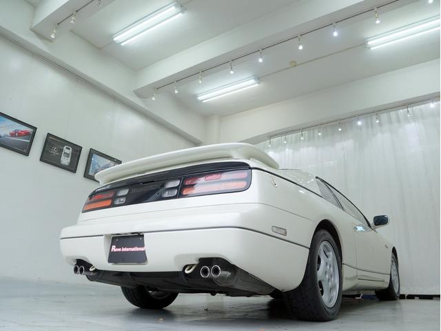 フェアレディZ 300ZX Tバールーフ OPカラー 新車保証書 社外キーレス スペアチタンキー 整備記録簿19枚 レザーパワーシート 中期型ウイング 純OPリヤウインドウスクリーン 純16AW オーディオ レーダー 電格ミラー(11枚目)