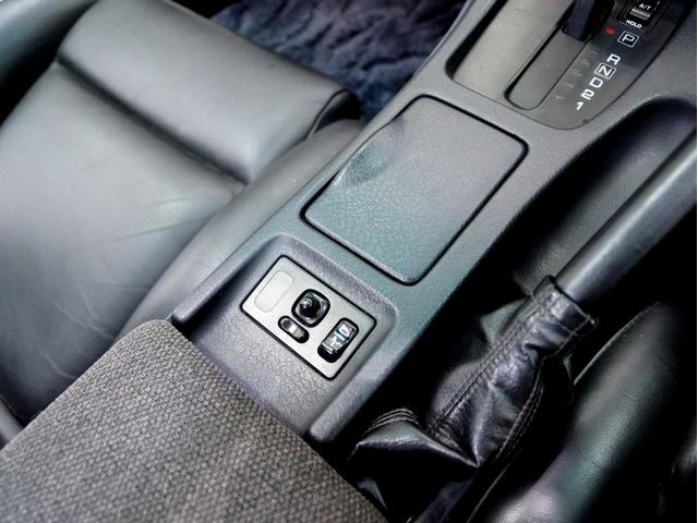 フェアレディZ 300ZX Tバールーフ OPカラー 新車保証書 社外キーレス スペアチタンキー 整備記録簿19枚 レザーパワーシート 中期型ウイング 純OPリヤウインドウスクリーン 純16AW オーディオ レーダー 電格ミラー(51枚目)