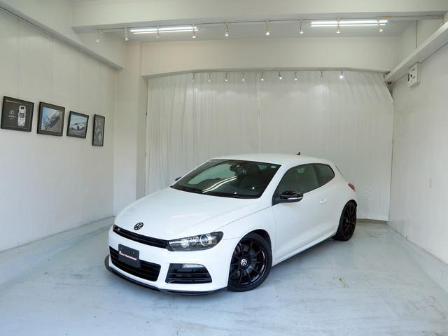 シロッコ Ｒ　２ＬターボＥＧ　６速ＤＳＧ　天張り張替済　ＡＤＶＡＮ１９インチＡＷ　Ｈ＆Ｒダウンサス（純正サス有り）　Ｆリップスポイラー　レザーパワーシート　純正ナビＴＶ　ＥＴＣ　キセノン　電動格納ミラー　スペアキー（5枚目）