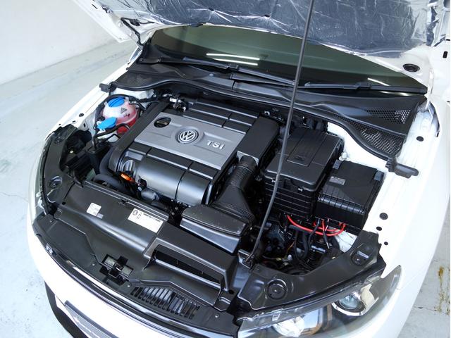 シロッコ Ｒ　２ＬターボＥＧ　６速ＤＳＧ　天張り張替済　ＡＤＶＡＮ１９インチＡＷ　Ｈ＆Ｒダウンサス（純正サス有り）　Ｆリップスポイラー　レザーパワーシート　純正ナビＴＶ　ＥＴＣ　キセノン　電動格納ミラー　スペアキー（16枚目）