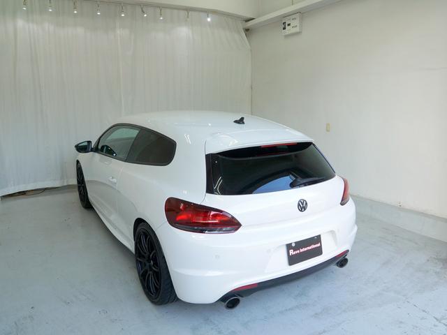 シロッコ Ｒ　２ＬターボＥＧ　６速ＤＳＧ　天張り張替済　ＡＤＶＡＮ１９インチＡＷ　Ｈ＆Ｒダウンサス（純正サス有り）　Ｆリップスポイラー　レザーパワーシート　純正ナビＴＶ　ＥＴＣ　キセノン　電動格納ミラー　スペアキー（31枚目）