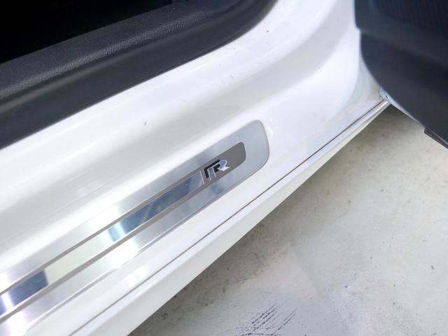 シロッコ Ｒ　２ＬターボＥＧ　６速ＤＳＧ　天張り張替済　ＡＤＶＡＮ１９インチＡＷ　Ｈ＆Ｒダウンサス（純正サス有り）　Ｆリップスポイラー　レザーパワーシート　純正ナビＴＶ　ＥＴＣ　キセノン　電動格納ミラー　スペアキー（45枚目）