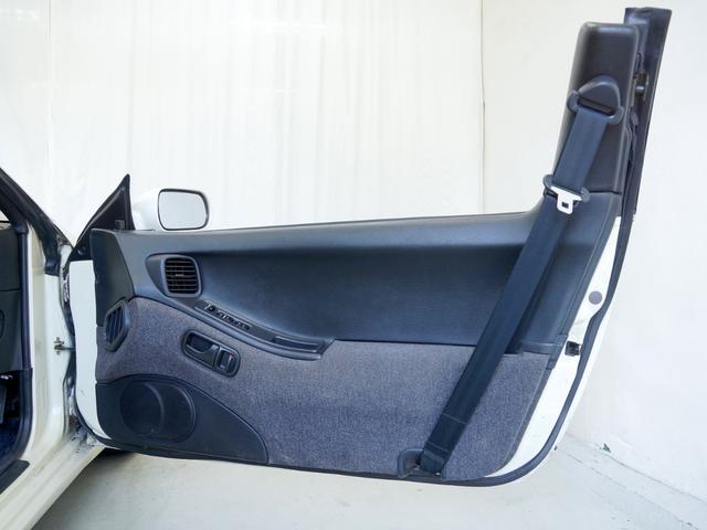 フェアレディZ 300ZXツインターボ Tバールーフ 車検取得済 純正OPカラー 後期型Fバンパー 純リヤスポ 新品サマータイヤ交換済 新車保証書 取説 スペアキー 社外キーレス ベロフキセノン Pシート 純16AW オーディオ 電格ミラー(41枚目)