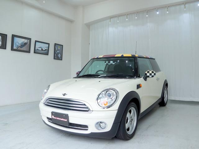 ＭＩＮＩ クーパー　正規ディーラー車　６ＭＴ　ナビ　バックカメラ　新車保証書　取説　整備記録簿Ｒ４．５，Ｒ２．６，Ｈ３０．５，Ｈ２８．５，Ｈ２６．５，Ｈ２４．５，Ｈ２２．５　ＥＴＣ　キセノン　フォグ　純正ＡＷ　電格ミラー（3枚目）