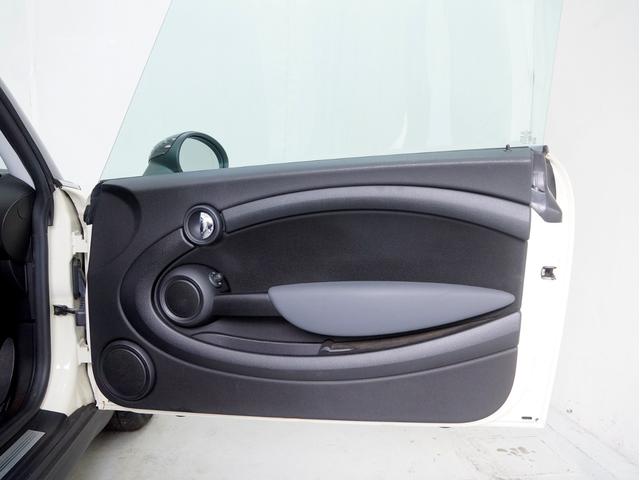 ＭＩＮＩ クーパー　正規ディーラー車　６ＭＴ　ナビ　バックカメラ　新車保証書　取説　整備記録簿Ｒ４．５，Ｒ２．６，Ｈ３０．５，Ｈ２８．５，Ｈ２６．５，Ｈ２４．５，Ｈ２２．５　ＥＴＣ　キセノン　フォグ　純正ＡＷ　電格ミラー（42枚目）