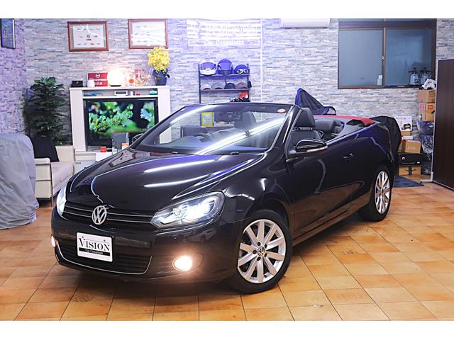 ゴルフカブリオレ 赤幌電動オープン 黒革ヒーター付きシート 社外ワイドナビ バックカメラ/ドラレコ/ETC クルコン キセノン/フォグランプ 本革ステアリング 純正17inAW 車検R9年12月 取説/新保/Sキー 直4IC付ターボ+Sチャージャー160ps/24.5kg・m(3枚目)