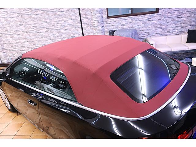 ゴルフカブリオレ 赤幌電動オープン 黒革ヒーター付きシート 社外ワイドナビ バックカメラ/ドラレコ/ETC クルコン キセノン/フォグランプ 本革ステアリング 純正17inAW 車検R9年12月 取説/新保/Sキー 直4IC付ターボ+Sチャージャー160ps/24.5kg・m(15枚目)