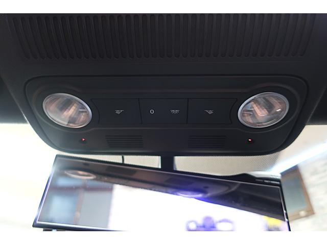 ゴルフカブリオレ 赤幌電動オープン 黒革ヒーター付きシート 社外ワイドナビ バックカメラ/ドラレコ/ETC クルコン キセノン/フォグランプ 本革ステアリング 純正17inAW 車検R9年12月 取説/新保/Sキー 直4IC付ターボ+Sチャージャー160ps/24.5kg・m(28枚目)