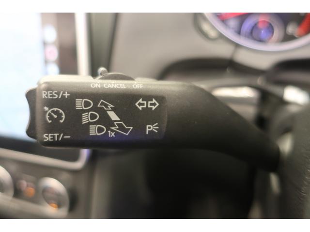 ゴルフカブリオレ 赤幌電動オープン 黒革ヒーター付きシート 社外ワイドナビ バックカメラ/ドラレコ/ETC クルコン キセノン/フォグランプ 本革ステアリング 純正17inAW 車検R9年12月 取説/新保/Sキー 直4IC付ターボ+Sチャージャー160ps/24.5kg・m(33枚目)