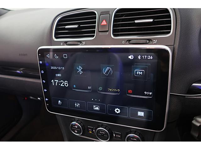 ゴルフカブリオレ 赤幌電動オープン 黒革ヒーター付きシート 社外ワイドナビ バックカメラ/ドラレコ/ETC クルコン キセノン/フォグランプ 本革ステアリング 純正17inAW 車検R9年12月 取説/新保/Sキー 直4IC付ターボ+Sチャージャー160ps/24.5kg・m(38枚目)