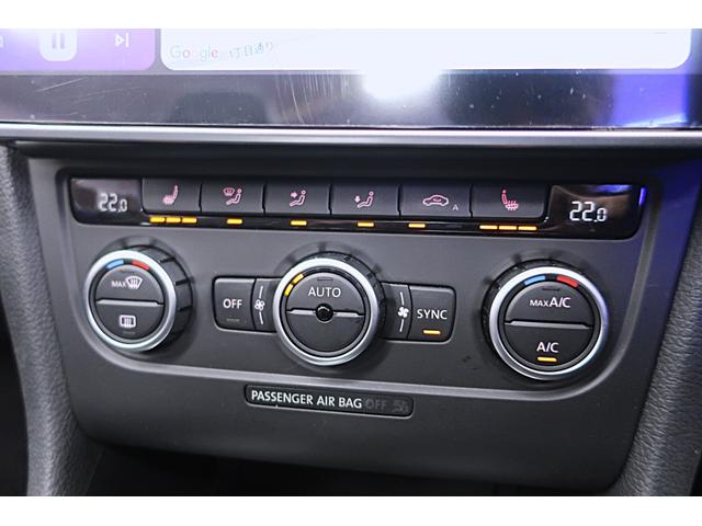 ゴルフカブリオレ 赤幌電動オープン 黒革ヒーター付きシート 社外ワイドナビ バックカメラ/ドラレコ/ETC クルコン キセノン/フォグランプ 本革ステアリング 純正17inAW 車検R9年12月 取説/新保/Sキー 直4IC付ターボ+Sチャージャー160ps/24.5kg・m(42枚目)