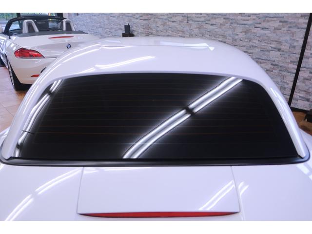 Ｚ４ ｓＤｒｉｖｅ２３ｉデザインピュアホワイト　直６エンジン　アイボリー本革ヒーター付シート＆ウッドインテリア　オートクルーズコントロール　キセノン　ワイドナビ／ＴＶ／Ｂカメラ／コーナーセンサー／ドラレコ　Ｇ１７ｉｎＡＷ　直６／２．５Ｌ２０４ｐｓパドル付６速ＡＴ（32枚目）