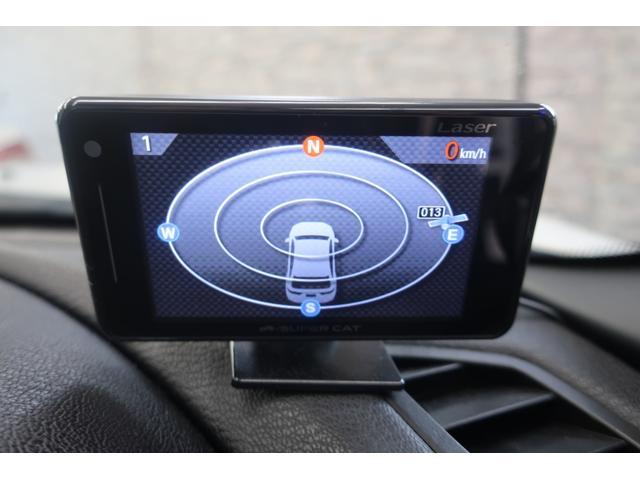 Ｚ４ ｓＤｒｉｖｅ２３ｉデザインピュアホワイト　直６エンジン　アイボリー本革ヒーター付シート＆ウッドインテリア　オートクルーズコントロール　キセノン　ワイドナビ／ＴＶ／Ｂカメラ／コーナーセンサー／ドラレコ　Ｇ１７ｉｎＡＷ　直６／２．５Ｌ２０４ｐｓパドル付６速ＡＴ（48枚目）