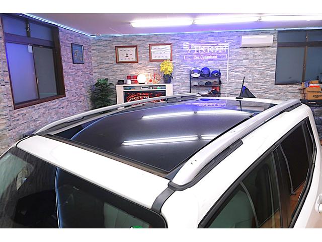 ジープ・レネゲード リミテッド　電動ガラスサンルーフ　アイボリー本革ヒーター付パワーシート　クルーズコントロール／ブラインドスポット　純正１７ｉｎＡＷ　ステアリングヒーター　ナビ／Ｂｔ／ＡＵＸ／ＵＳＢ／Ｂカメラ／ＥＴＣ　スマートキー（13枚目）