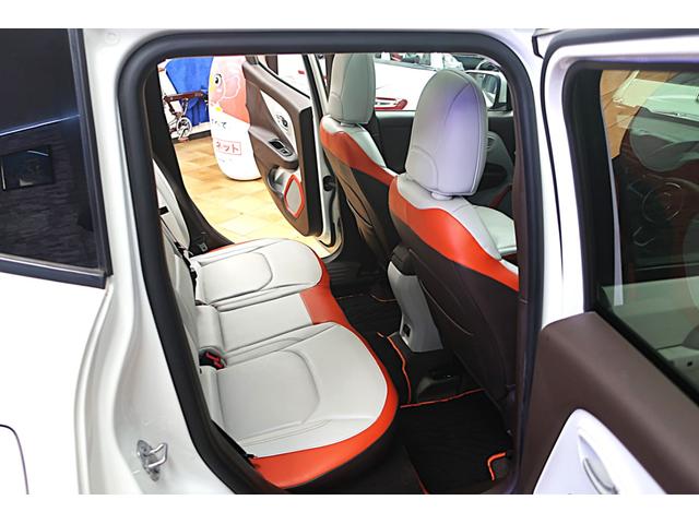 ジープ・レネゲード リミテッド　電動ガラスサンルーフ　アイボリー本革ヒーター付パワーシート　クルーズコントロール／ブラインドスポット　純正１７ｉｎＡＷ　ステアリングヒーター　ナビ／Ｂｔ／ＡＵＸ／ＵＳＢ／Ｂカメラ／ＥＴＣ　スマートキー（52枚目）