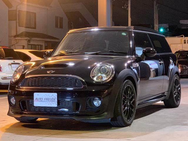 ＭＩＮＩ ジョンクーパーワークス　クラブマン　後期　最終　６ＡＴ　純正エアロ　フロント４ポットブレーキ　ルーフフスポイラー　バイキセノンヘッドライト　ルーフブラック　２ＤＩＮナビ　ＡＶＩＣ－ＲＺ７１１　地デジ　ＤＶＤ／ＣＤ　Ｂｌｕｅｔｏｏｔｈ（25枚目）