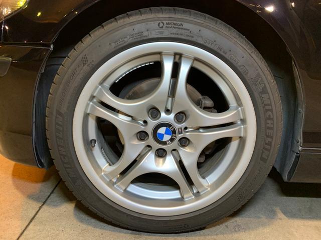 3シリーズ 320i Mスポーツ アルティメート 後期 限定車 ガラスサンルーフ ブラウンレザー シートヒーター パワーシート キセノンライト 純正17インチホイール カーボンブラック 記録簿あり(46枚目)