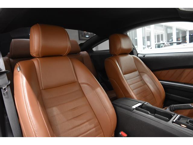 V6 プレミアム 2013yモデル 正規ディーラー車 ブラウン革シート シートヒーター SYNC USB Bluetooth バックカメラ 純正クローム18AW 車高調サス キーレスエントリー(24枚目)