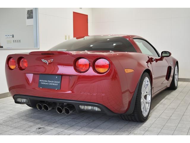 シボレーコルベット シボレー ｚ０６ ４２７ リミテッドエディション ワンオーナー 特別仕様車 世界限定５０５台 日本限定９台 専用ボディ色 エンジンフードバッジ専用１８ １９インチクロームホイール カラードリアスポイラー ドアハンドル レザーインテリア ６速