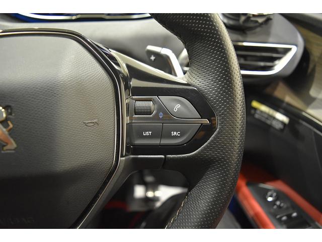 ３００８ ＧＴ　ブルーＨＤｉ　レッドナッパ　パノラミックサンルーフ　レッドナッパレザーシート　専用ドアトリム　オープンボアウッドパネル　シートヒーター　純ナビフルセグ　ＬＥＤライト　パワーバックドア　パークアシスト３６０度ビジョン　純正１８ＡＷ（33枚目）