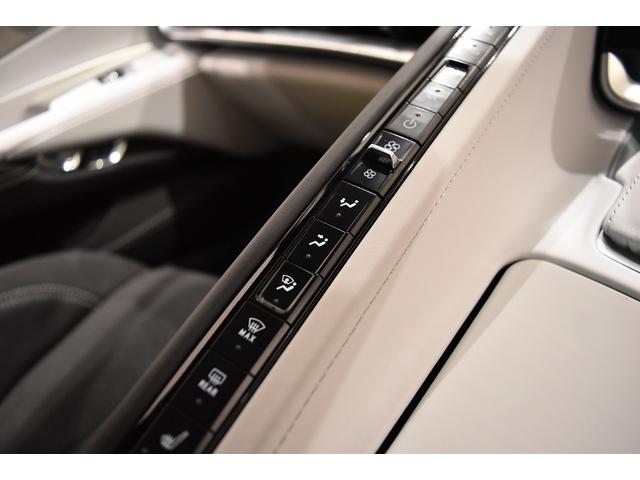 シボレーコルベット ３ＬＴ　１オーナー　ディーラー車　自社販売車両　スウェーデッドステアリング　ドアトリム　カーボンファイバールーフ　カーボンフラッシュリアスポイラー、ドアミラー　コンペティションバケットシート　社外Ｆスポイラー（53枚目）