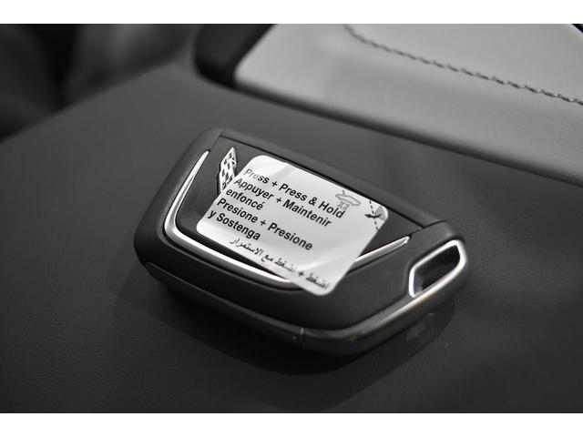 シボレーコルベット ３ＬＴ　１オーナー　ディーラー車　自社販売車両　スウェーデッドステアリング　ドアトリム　カーボンファイバールーフ　カーボンフラッシュリアスポイラー、ドアミラー　コンペティションバケットシート　社外Ｆスポイラー（60枚目）