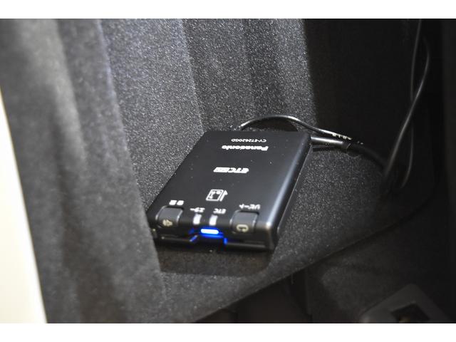 シボレーコルベット ３ＬＴ　１オーナー　ディーラー車　自社販売車両　スウェーデッドステアリング　ドアトリム　カーボンファイバールーフ　カーボンフラッシュリアスポイラー、ドアミラー　コンペティションバケットシート　社外Ｆスポイラー（61枚目）