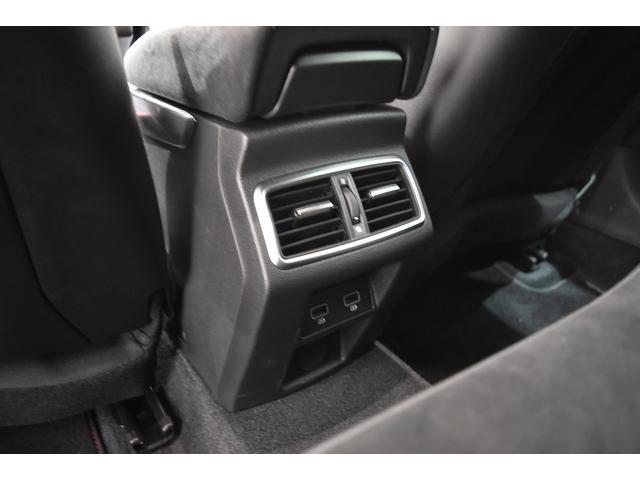 設備の整ったサービスセンターと広範囲にわたるサービスメニューほか、万が一の時の自動車保険やレッカーサービスなど、お客様のカーライフに、確かな品質と技術でお応えいたします。