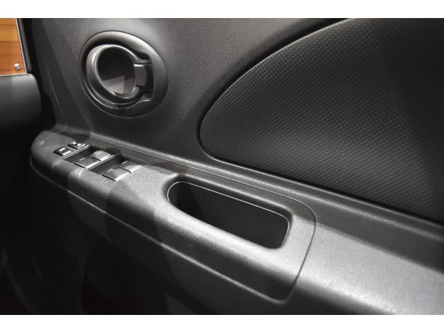 ビュート １２ＳＴ　メイクアップ車両　クラシックインパネ　キーレス　レザーシートカバー　ＣＤ／ラジオ　ドライブレコーダー　オプションカラーアーミーベージュトランクダンパー付（29枚目）