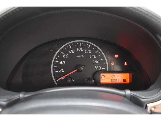 ビュート １２ＳＴ　メイクアップ車両　クラシックインパネ　キーレス　レザーシートカバー　ＣＤ／ラジオ　ドライブレコーダー　オプションカラーアーミーベージュトランクダンパー付（33枚目）